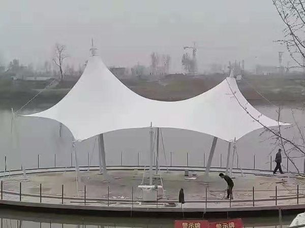 张拉膜结构